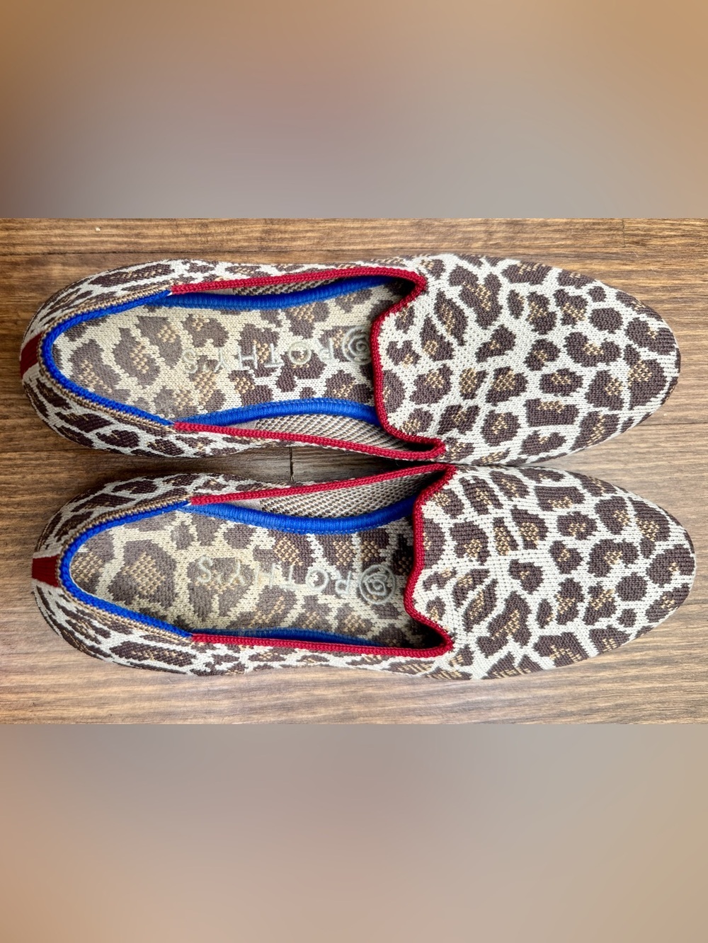 Rothy's The Flat Leopard Print Knit Slip On Flats Red Blue Trim Women's Size 7